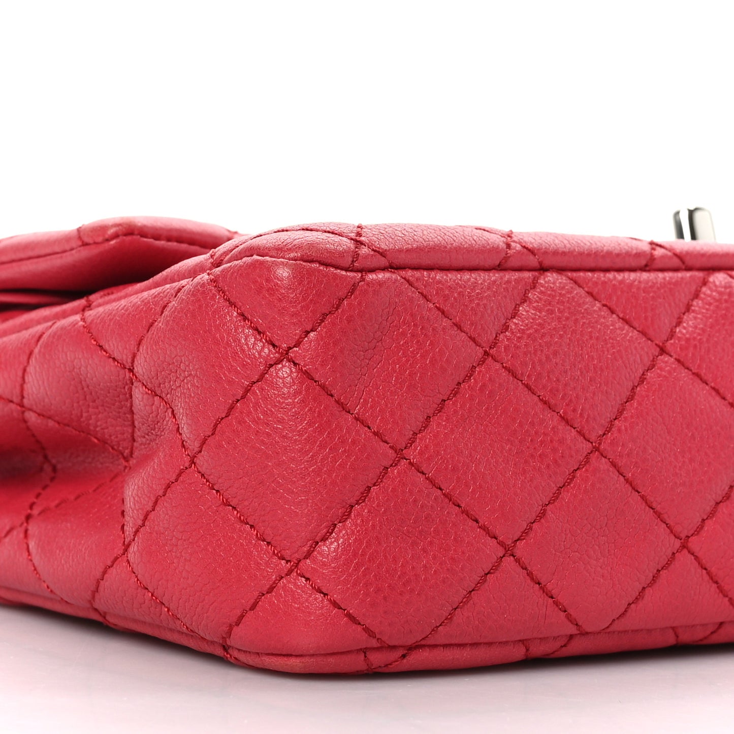 Washed Caviar Quilted Medium Double Flap Red