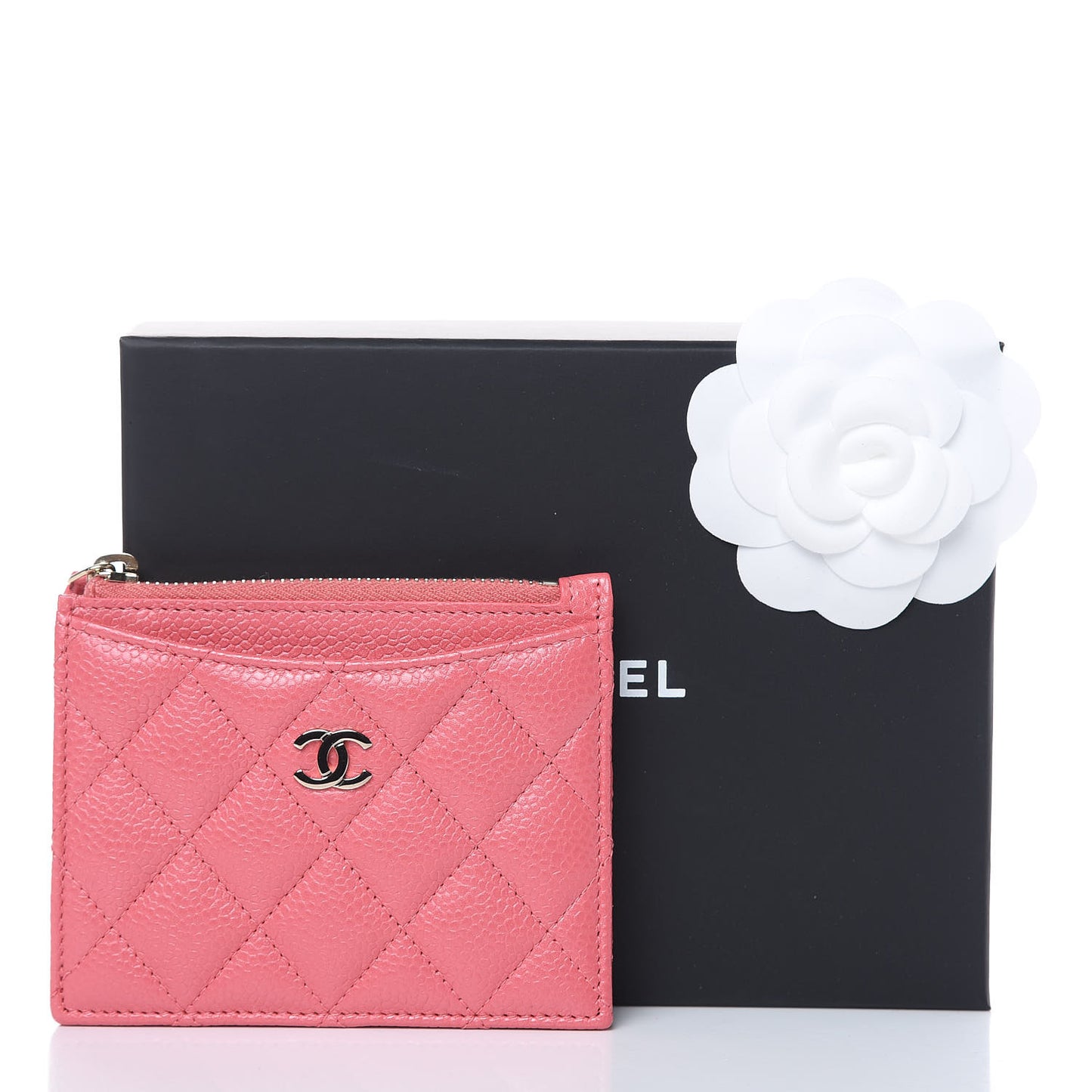 Caviar Quilted CC Zip Card Holder Pink