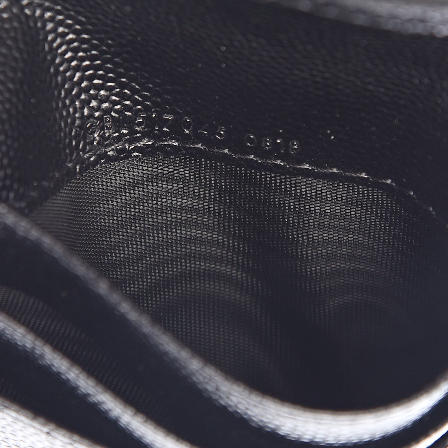 Saint Laurent Grain De Poudre Matelasse Chevron Monogram Zipped Card Case Black 7 of 8