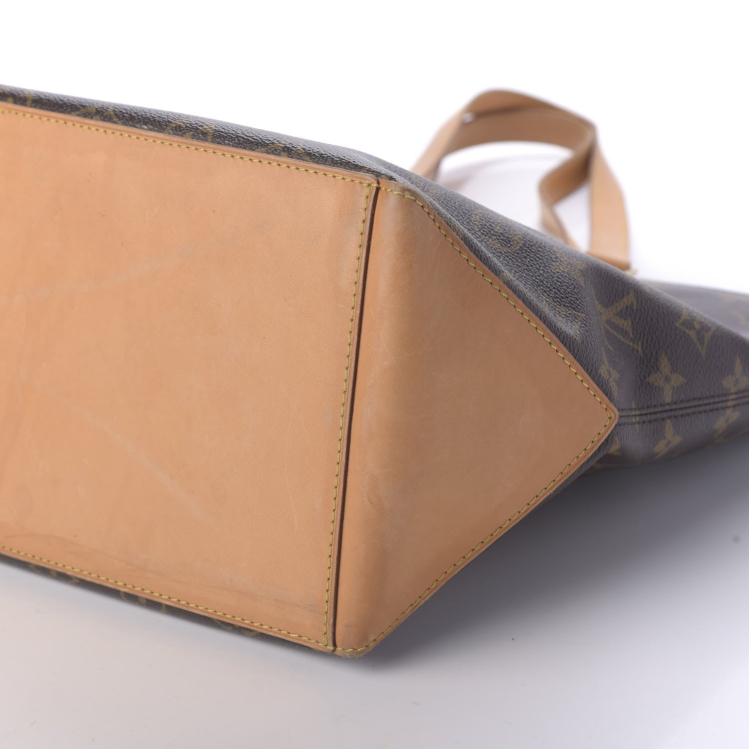 Louis Vuitton Monogram Cabas Mezzo 7 of 9