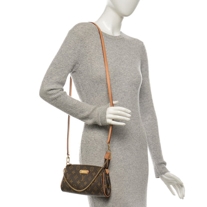 Louis Vuitton Monogram Eva Clutch 2 of 11