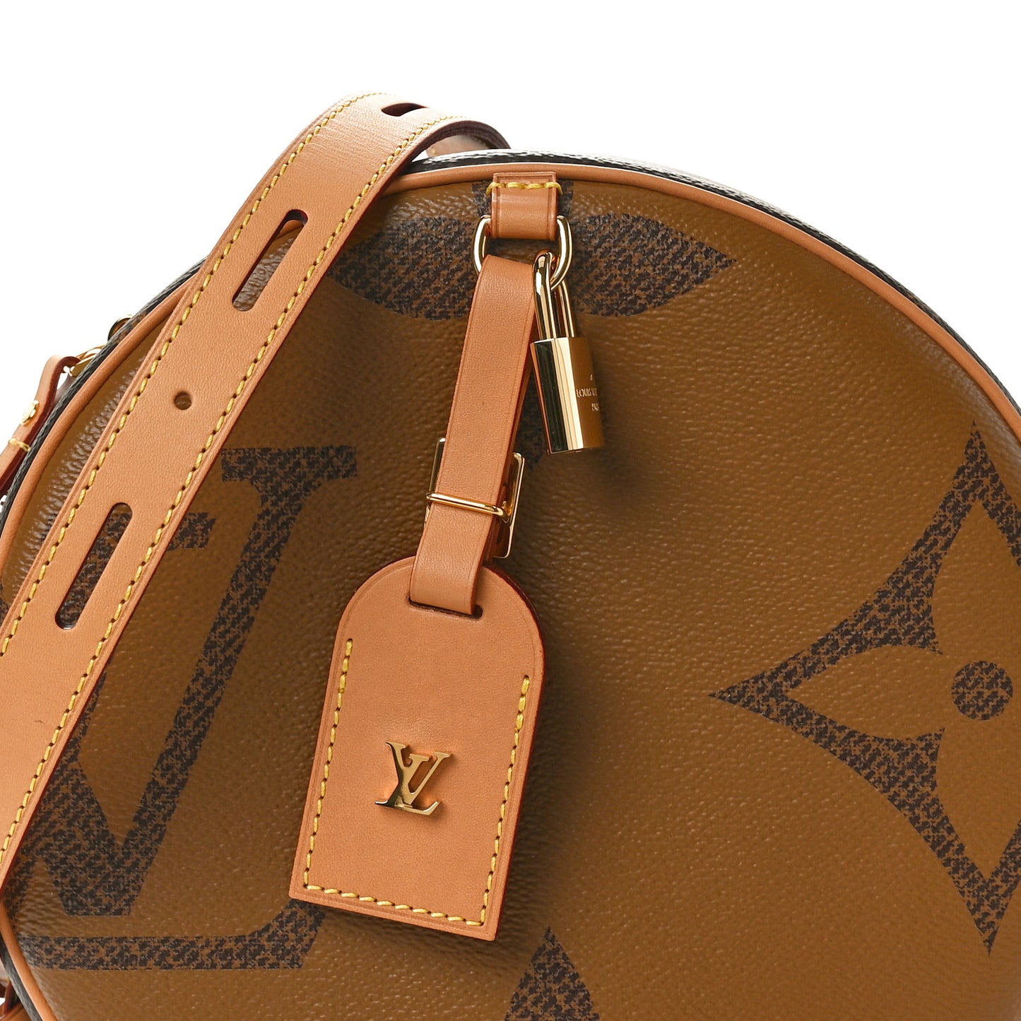 Reverse Monogram Giant Boite Chapeau Souple