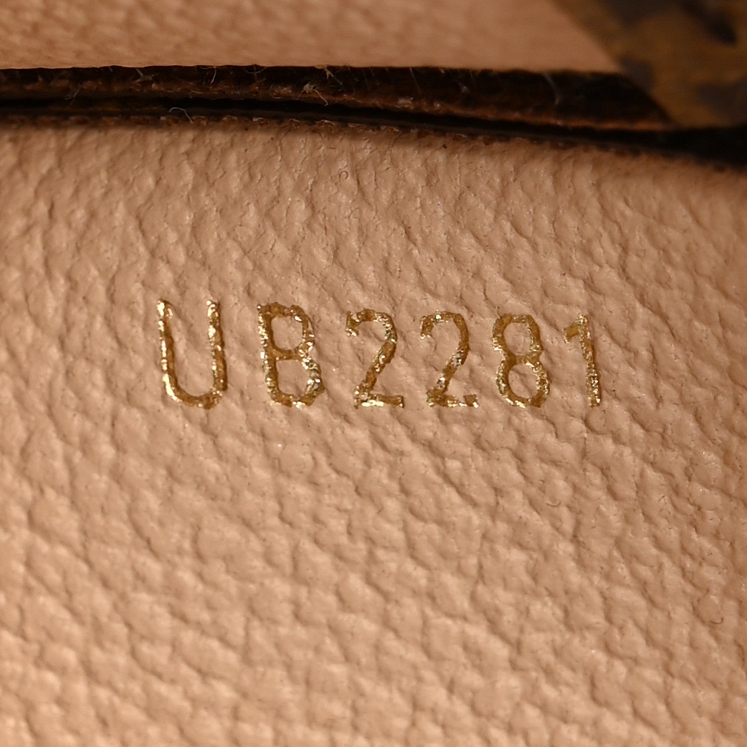 Louis Vuitton Monogram Toiletry Pouch 26 7 of 9