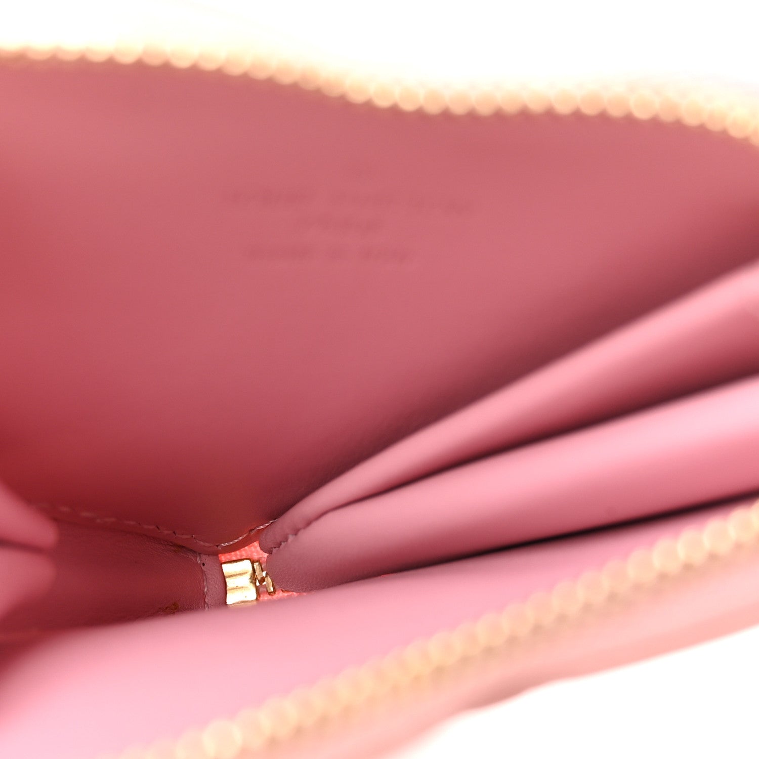 Louis Vuitton Vernis Heart Coin Purse Rose Ballerine 5 of 7