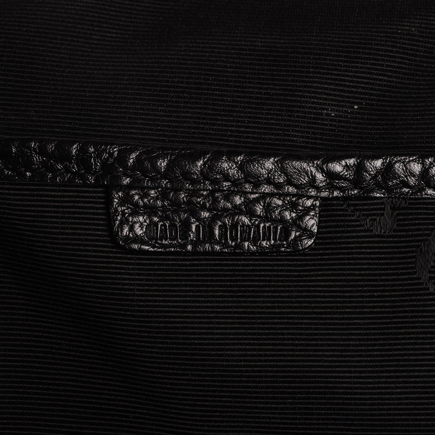 Burberry Heritage Grain Large Orchard Bowling Bag Black 7 of 8