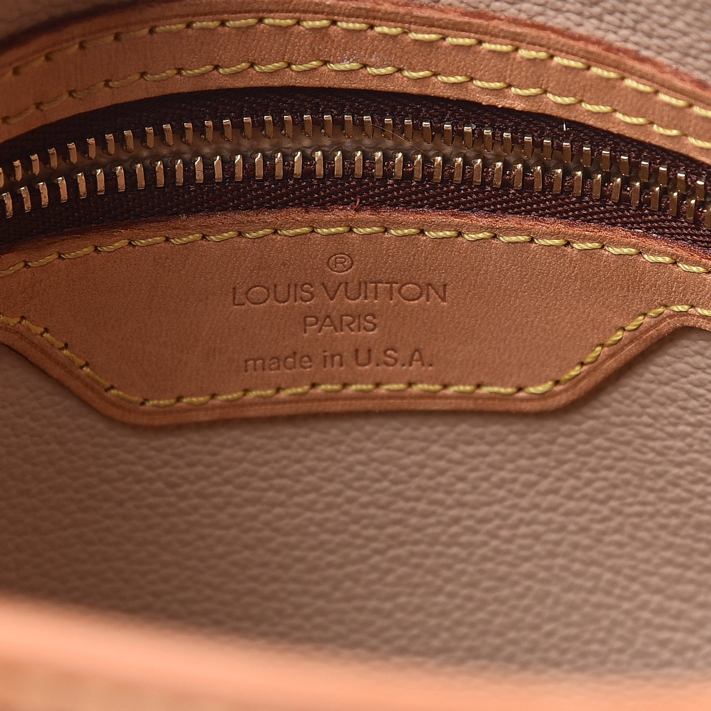 Monogram Petit Bucket 23