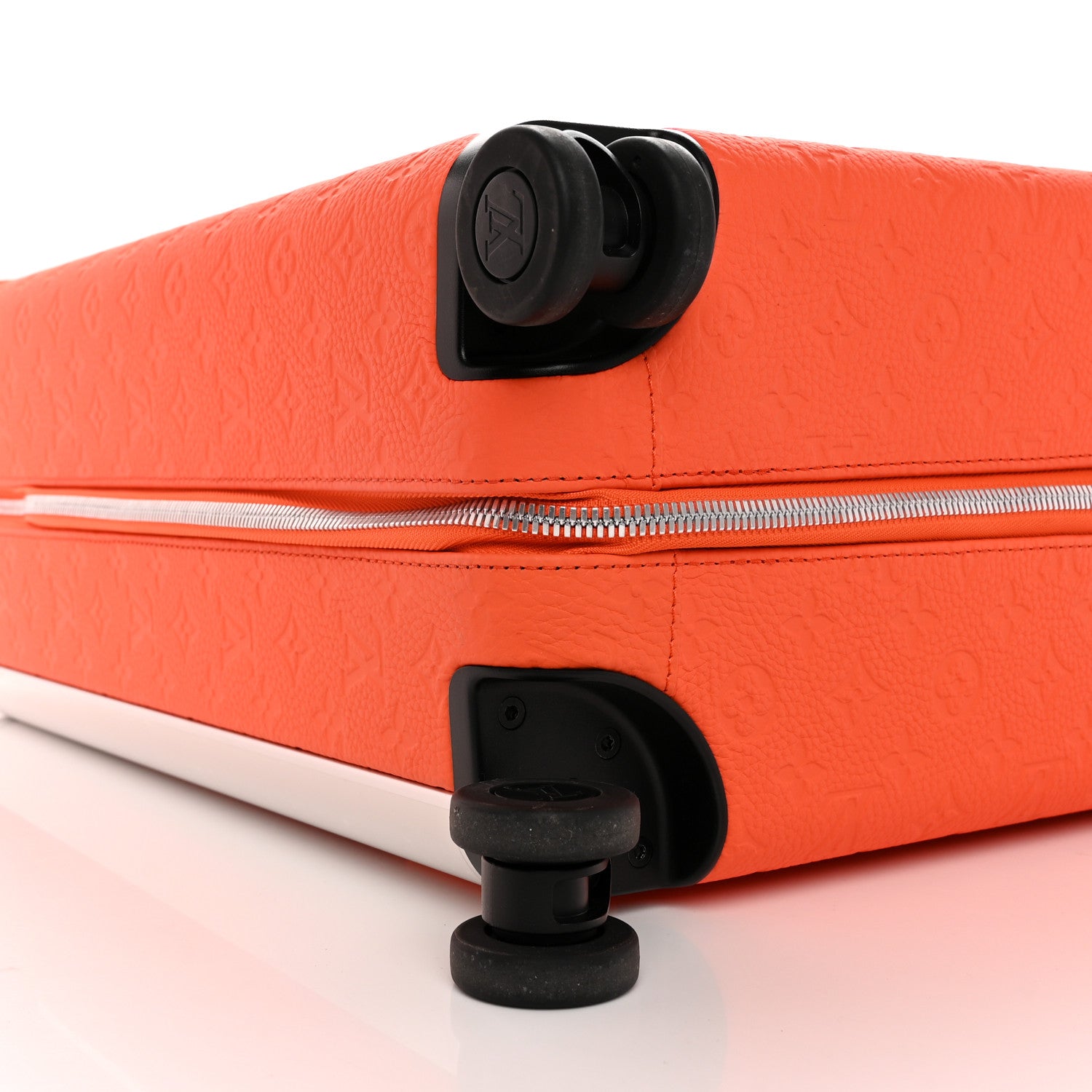 Louis Vuitton Taurillon Horizon 55 Orange 7 of 16