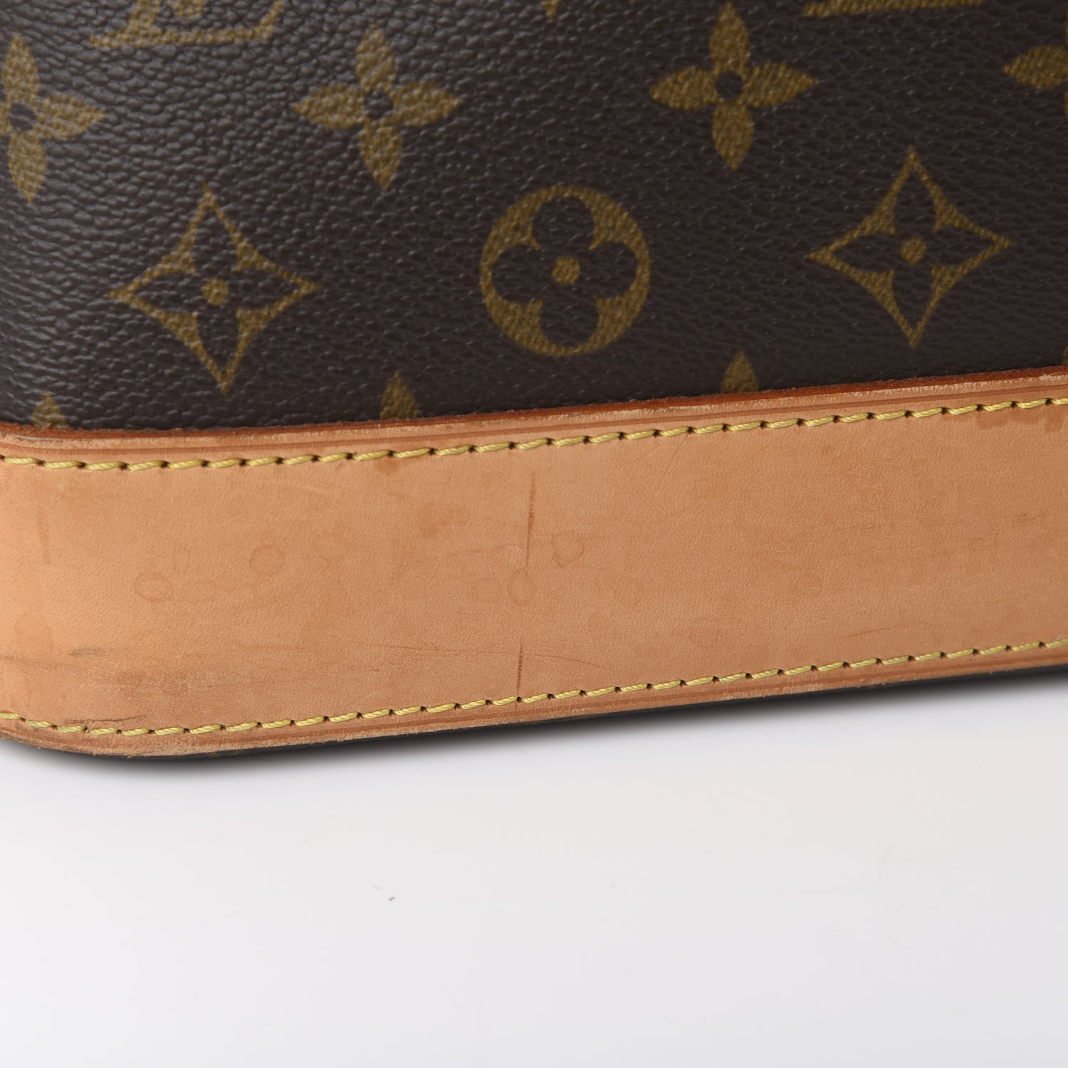 Louis Vuitton Monogram Alma Voyage MM 15 of 16