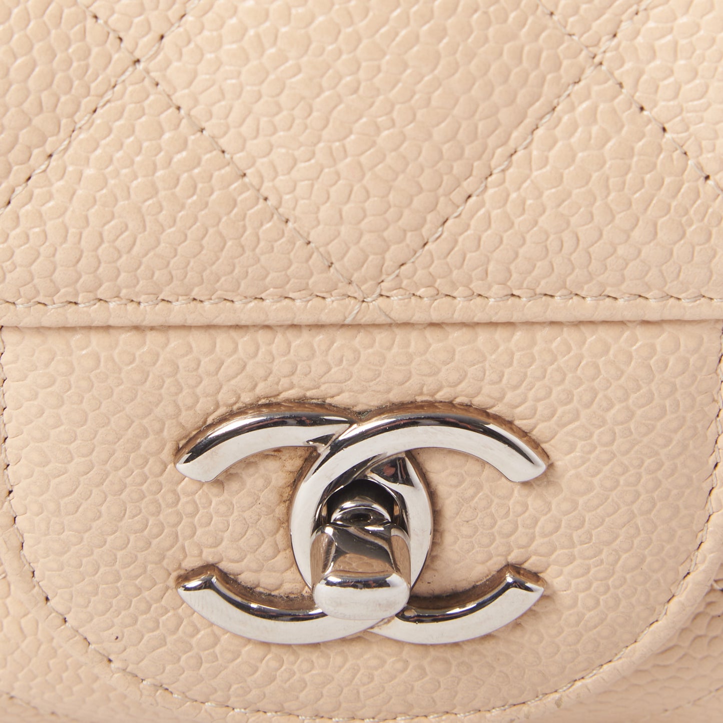 Caviar Quilted Jumbo Single Flap Beige Clair