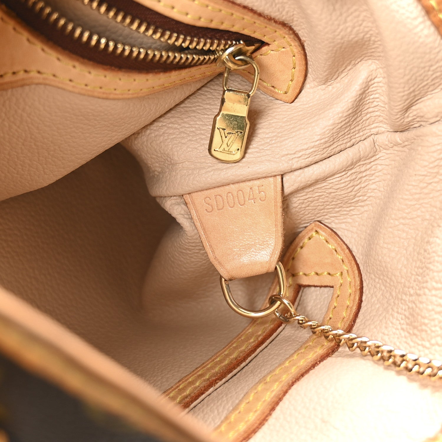 Louis Vuitton Monogram Petit Bucket 23 6 of 10