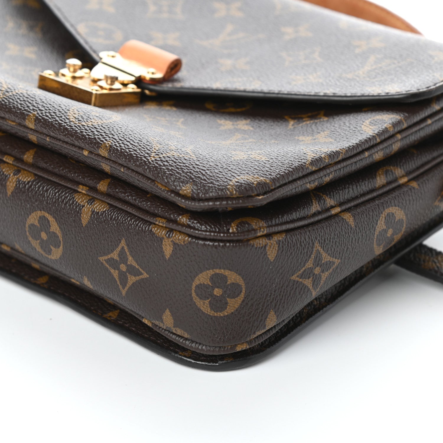 Louis Vuitton Monogram Pochette Metis 9 of 9