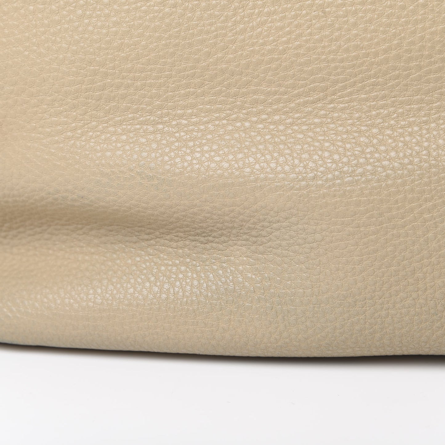 Vitello Daino Hobo Sabbia