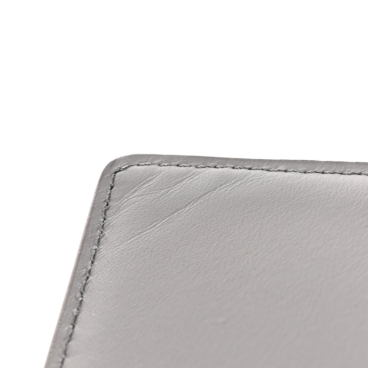 Grained Calfskin Aerogram Multiple Wallet Gris