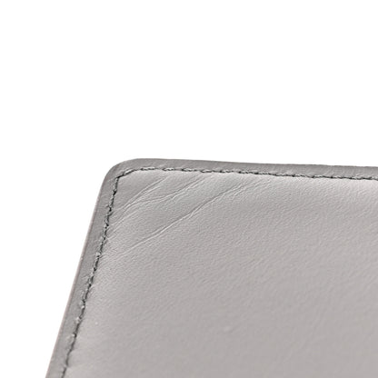 Louis Vuitton Grained Calfskin Aerogram Multiple Wallet Gris 7 of 9