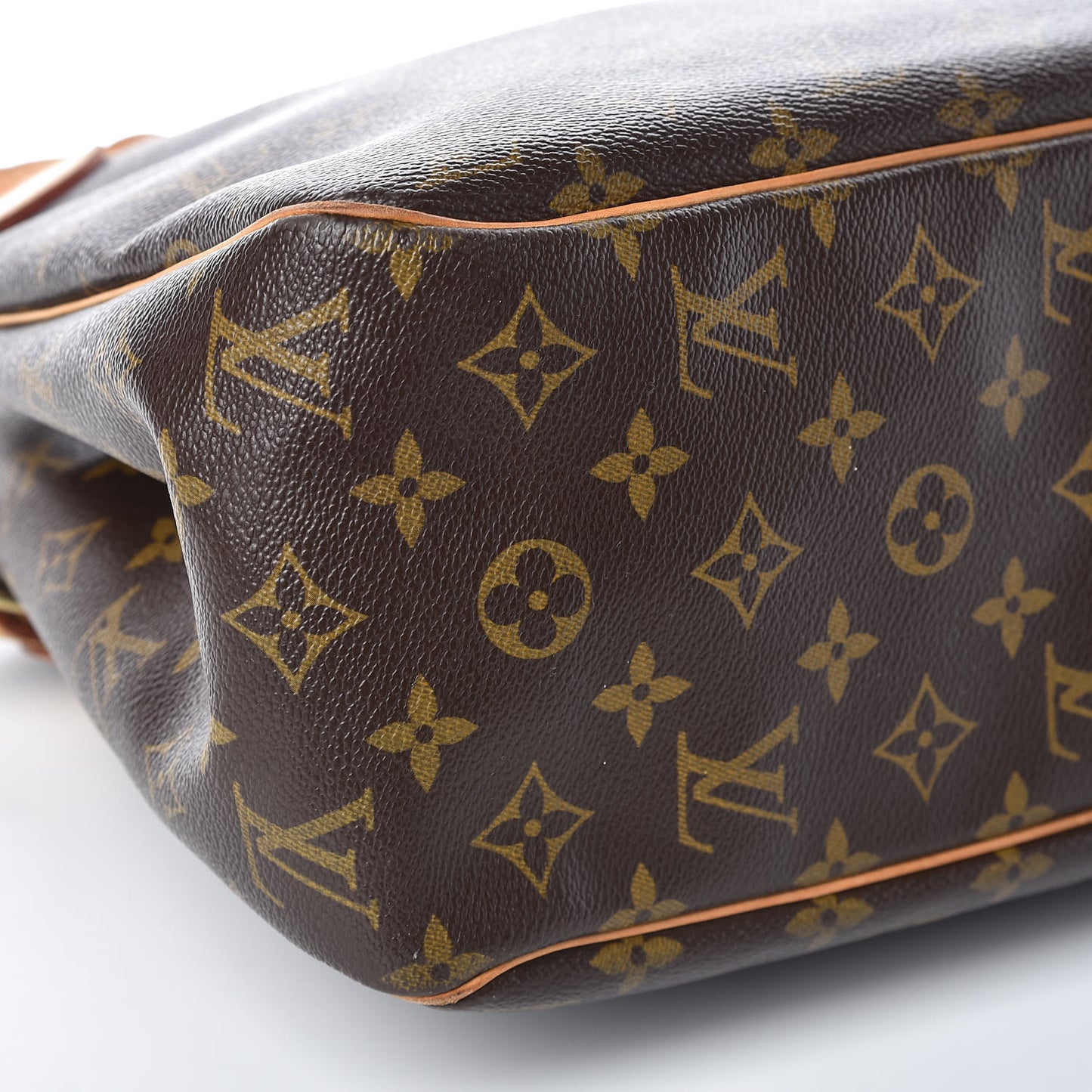 Monogram Batignolles Horizontal