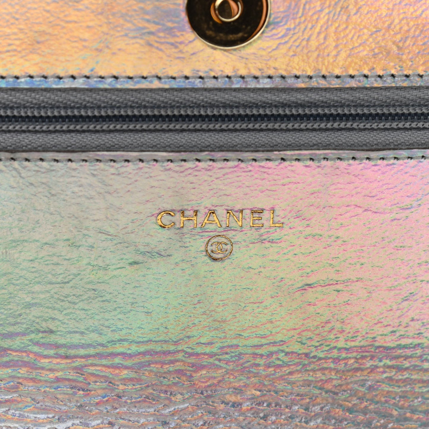 Iridescent Goatskin Quilted Wallet On Chain WOC Silver