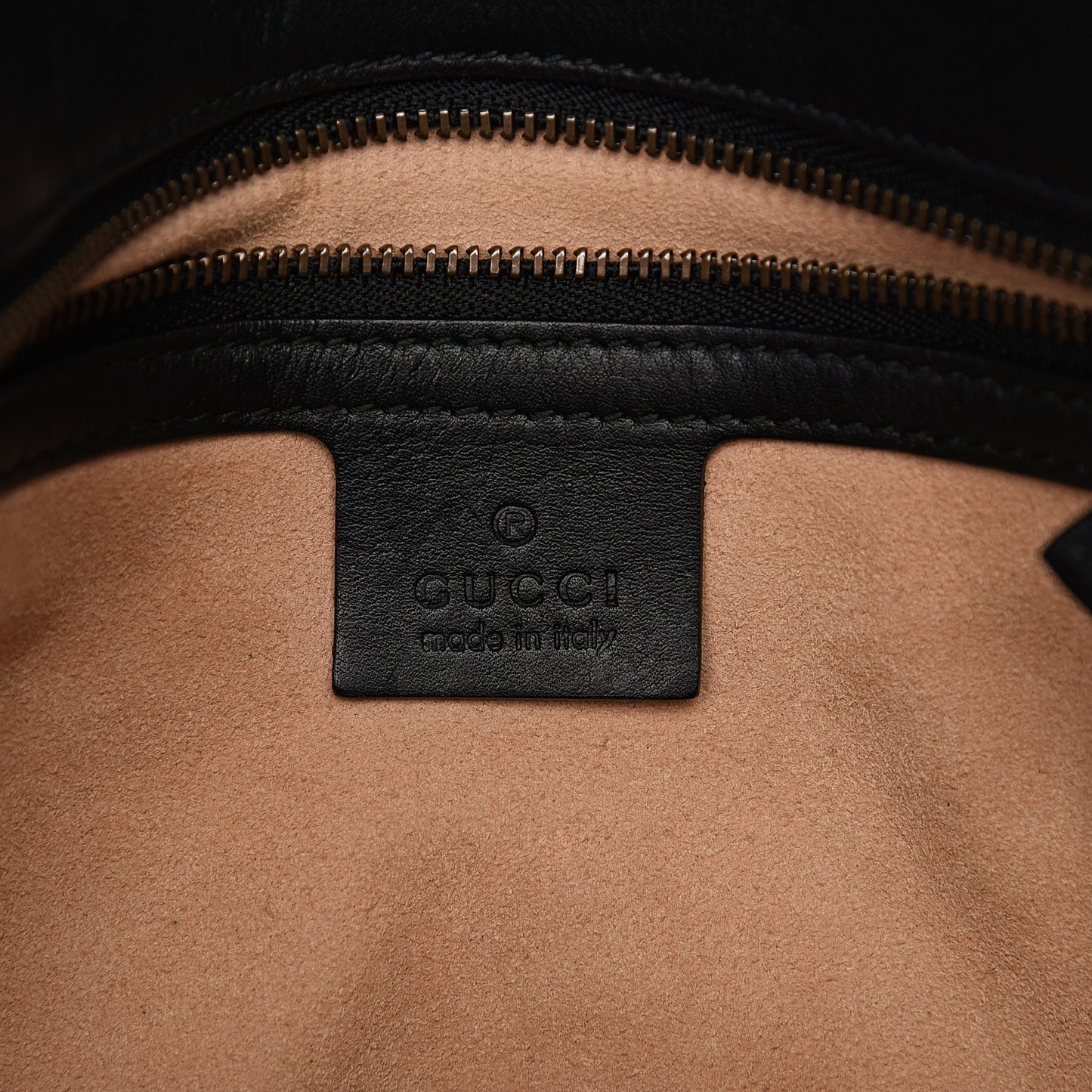 Calfskin Matelasse Medium GG Marmont Shoulder Bag Black