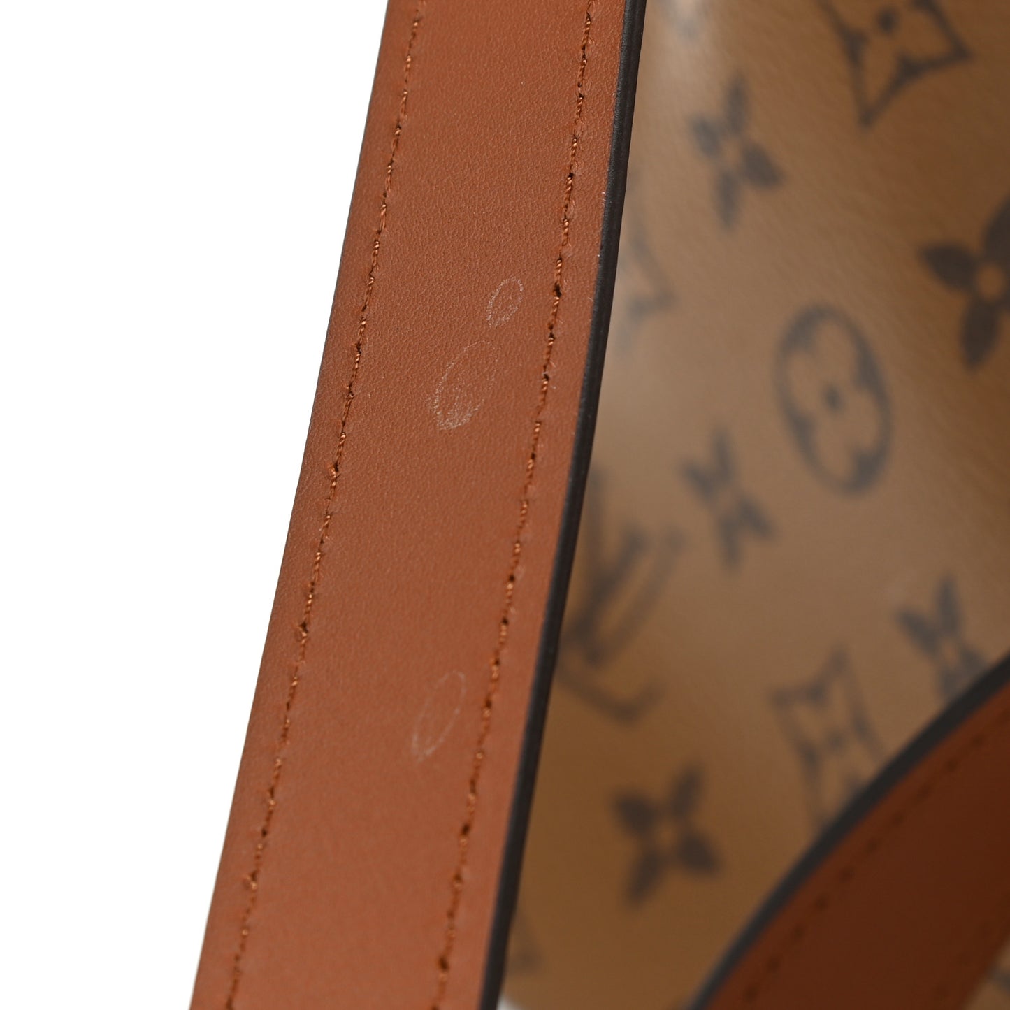 Reverse Monogram Dauphine Hobo MM