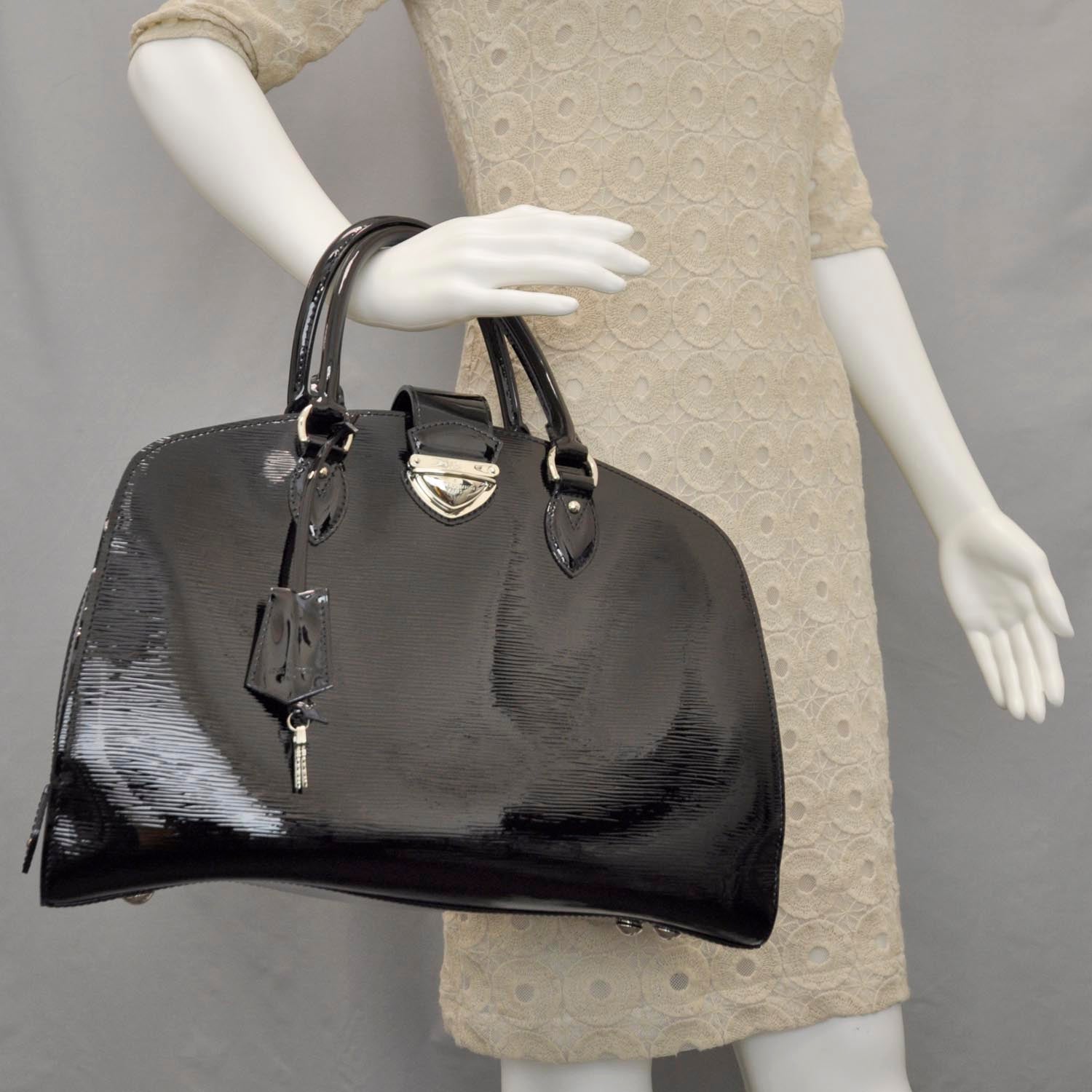 Louis Vuitton Electric Epi Pont-Neuf GM Black 2 of 11