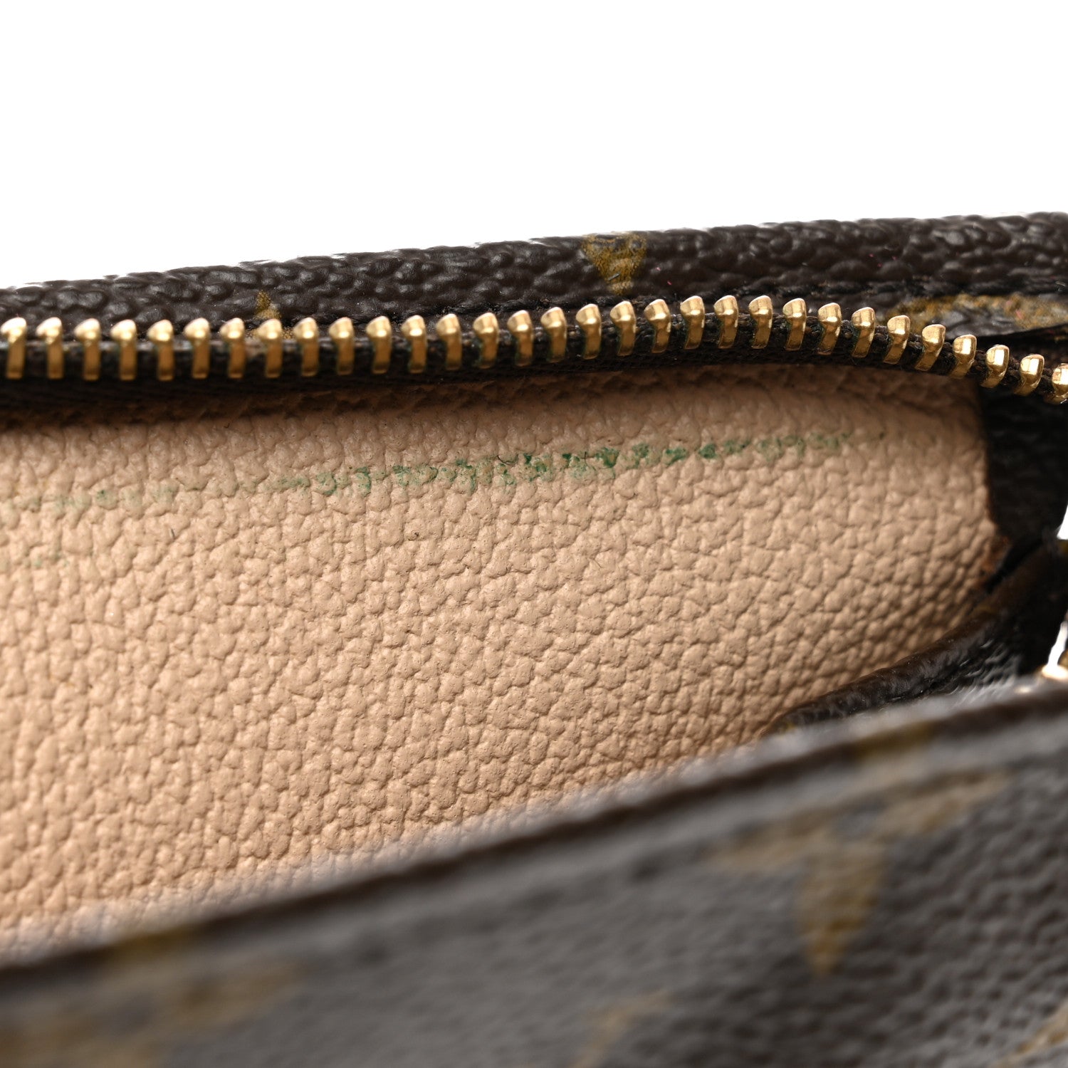 Louis Vuitton Monogram Toiletry Pouch 26 8 of 10