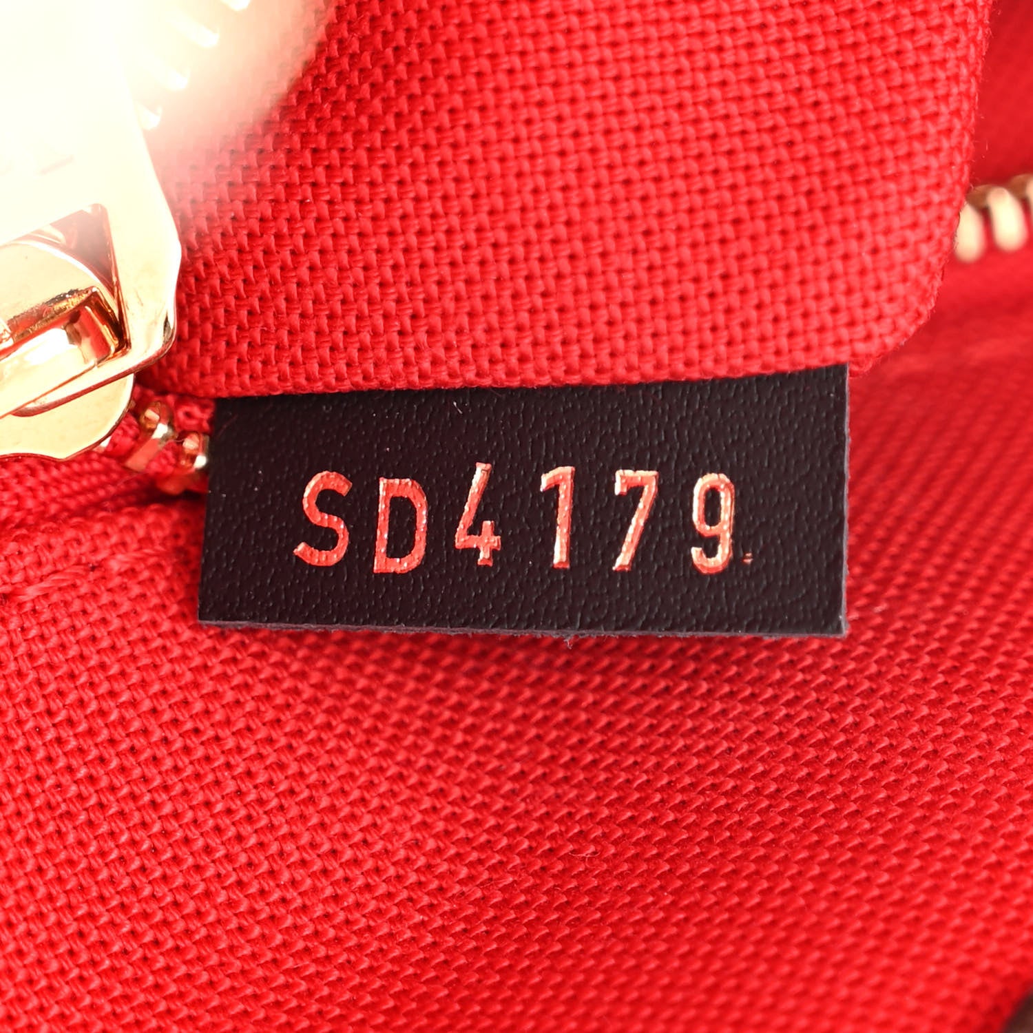 Louis Vuitton Reverse Monogram Giant Onthego MM 8 of 12