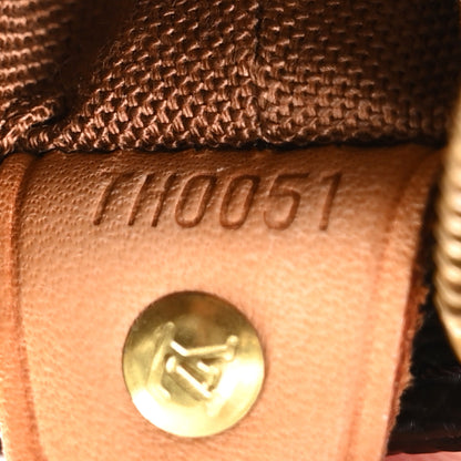 Louis Vuitton Monogram Cabas Mezzo 7 of 10