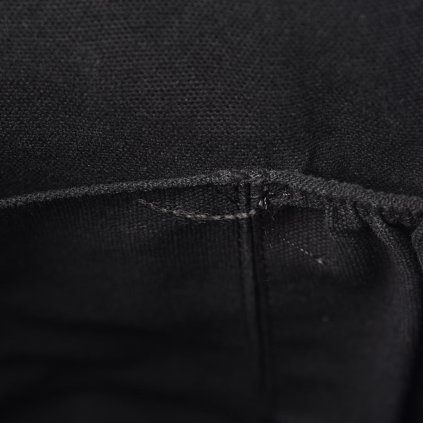 Sugar Goatskin Medium Antigona Black
