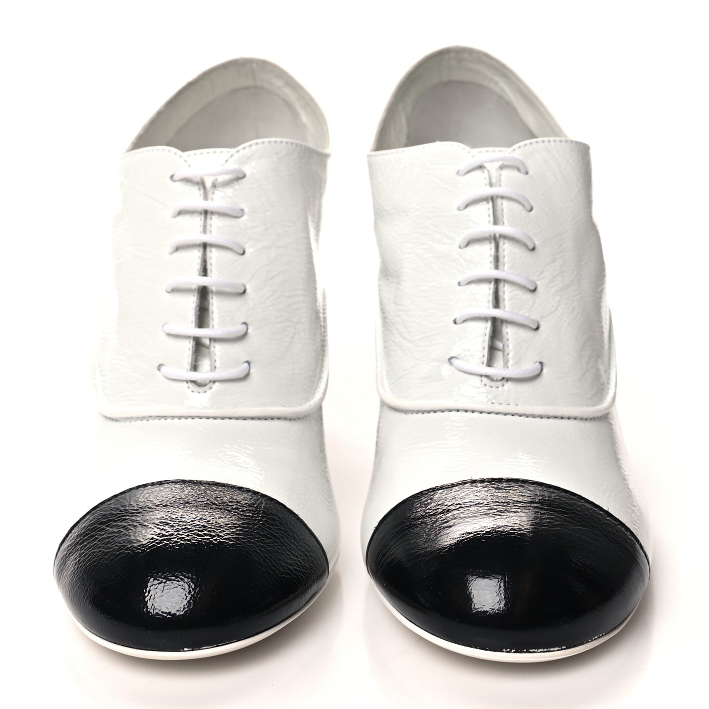 Shiny Crumpled Calfskin Cap Toe Lace Up Oxfords 37 White Black