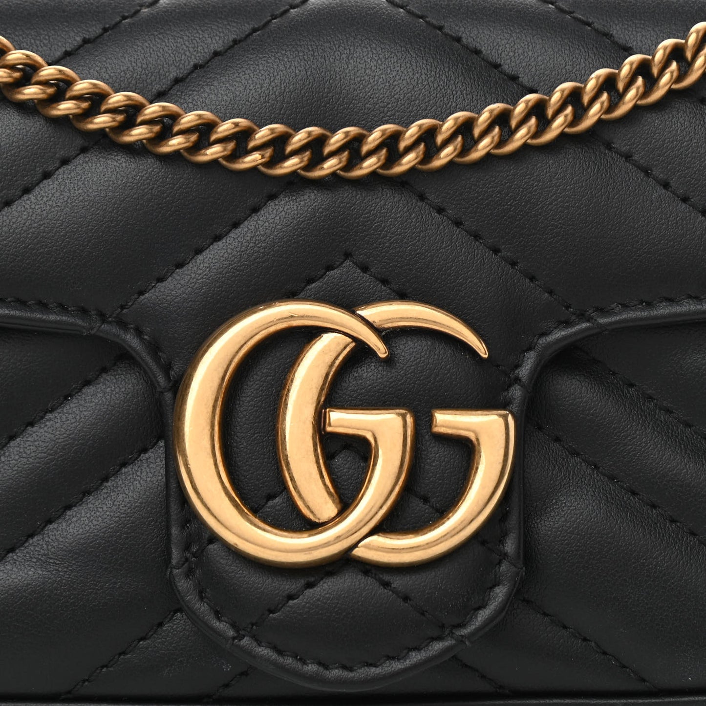 Calfskin Matelasse Super Mini GG Marmont Shoulder Bag Black