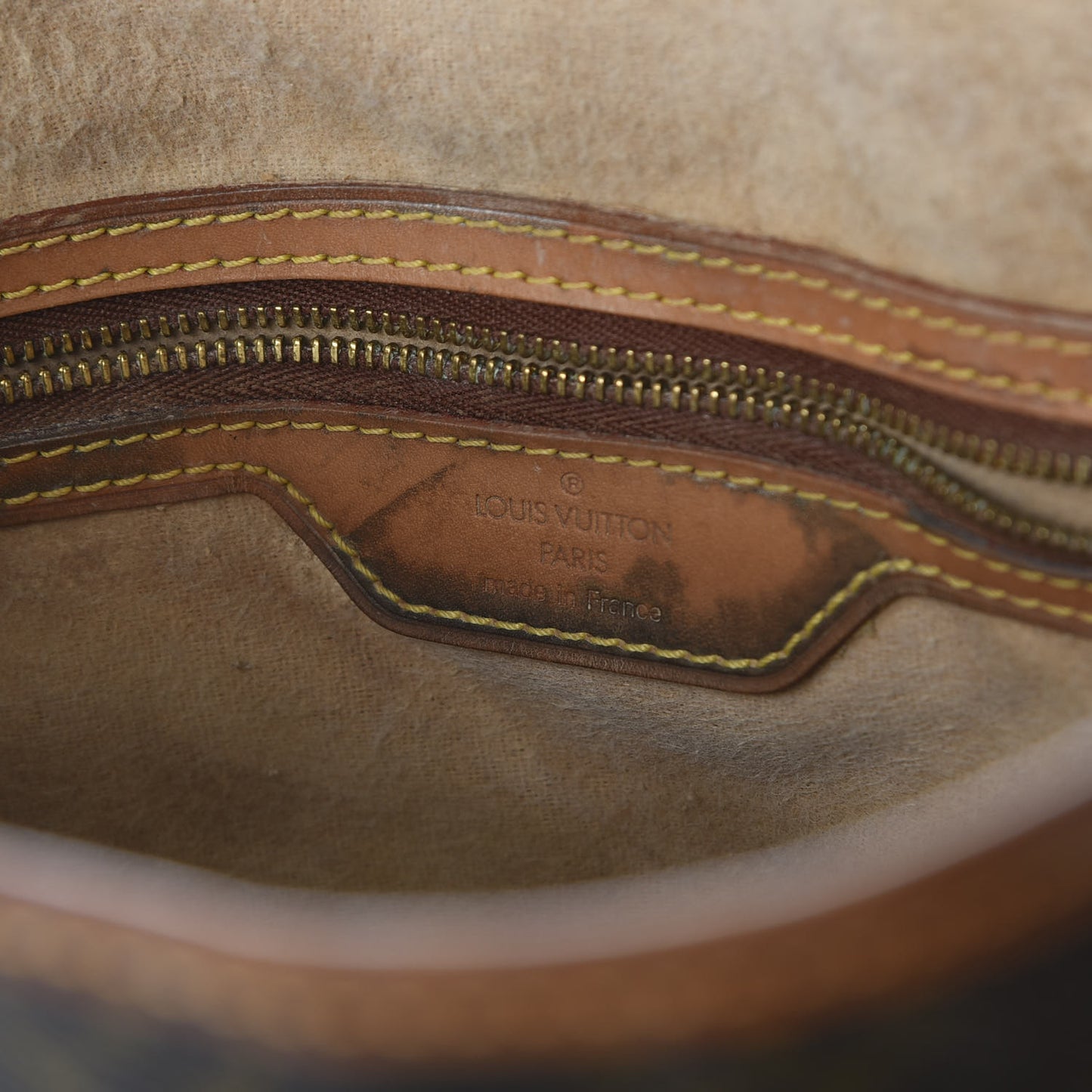 Monogram Bucket 27