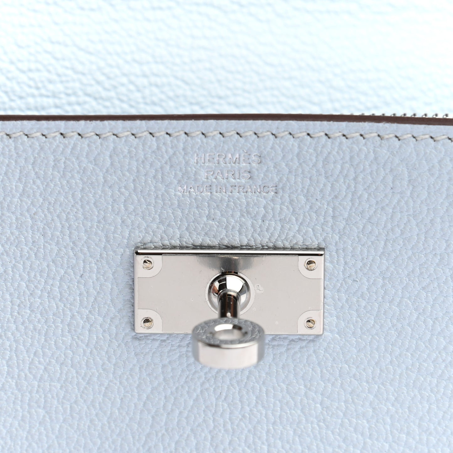 Chevre Mysore Kelly Wallet To Go Bleu Brume