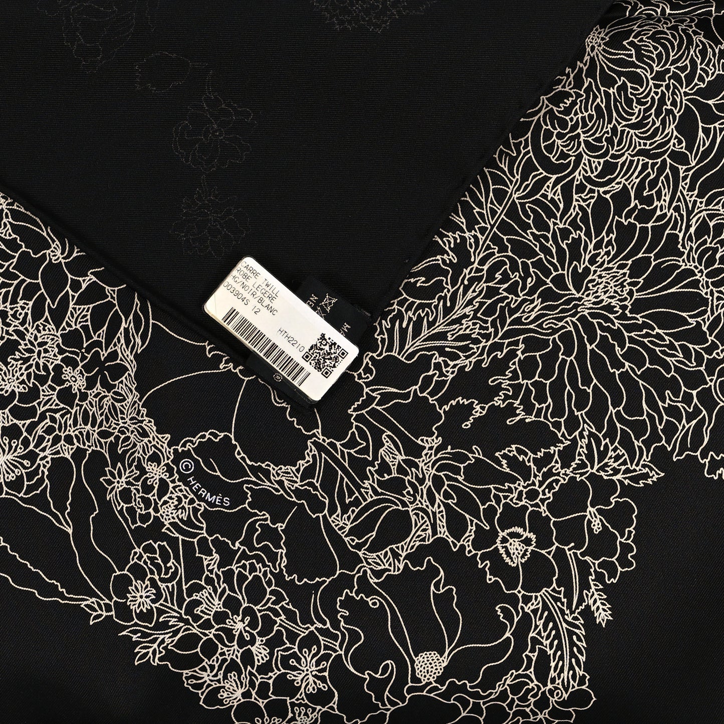 Silk Robe Legere Scarf 90 Black White