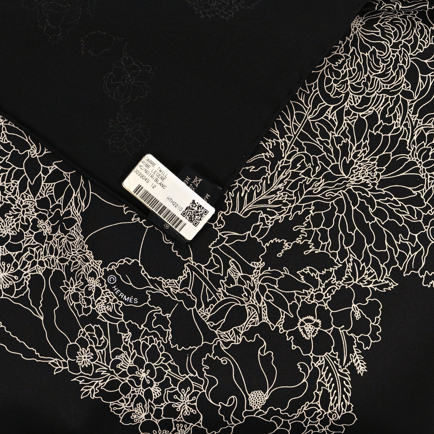 Hermes Silk Robe Legere Scarf 90 Black White 3 of 4