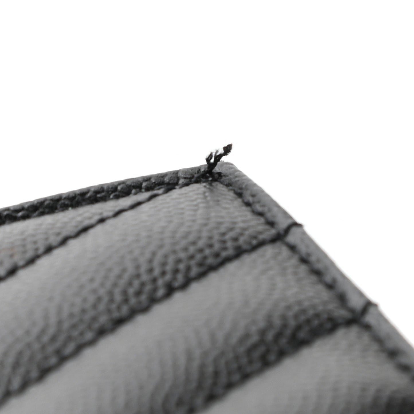 Grain De Poudre Matelasse Chevron Monogram Zipped Two-Part Wallet Black