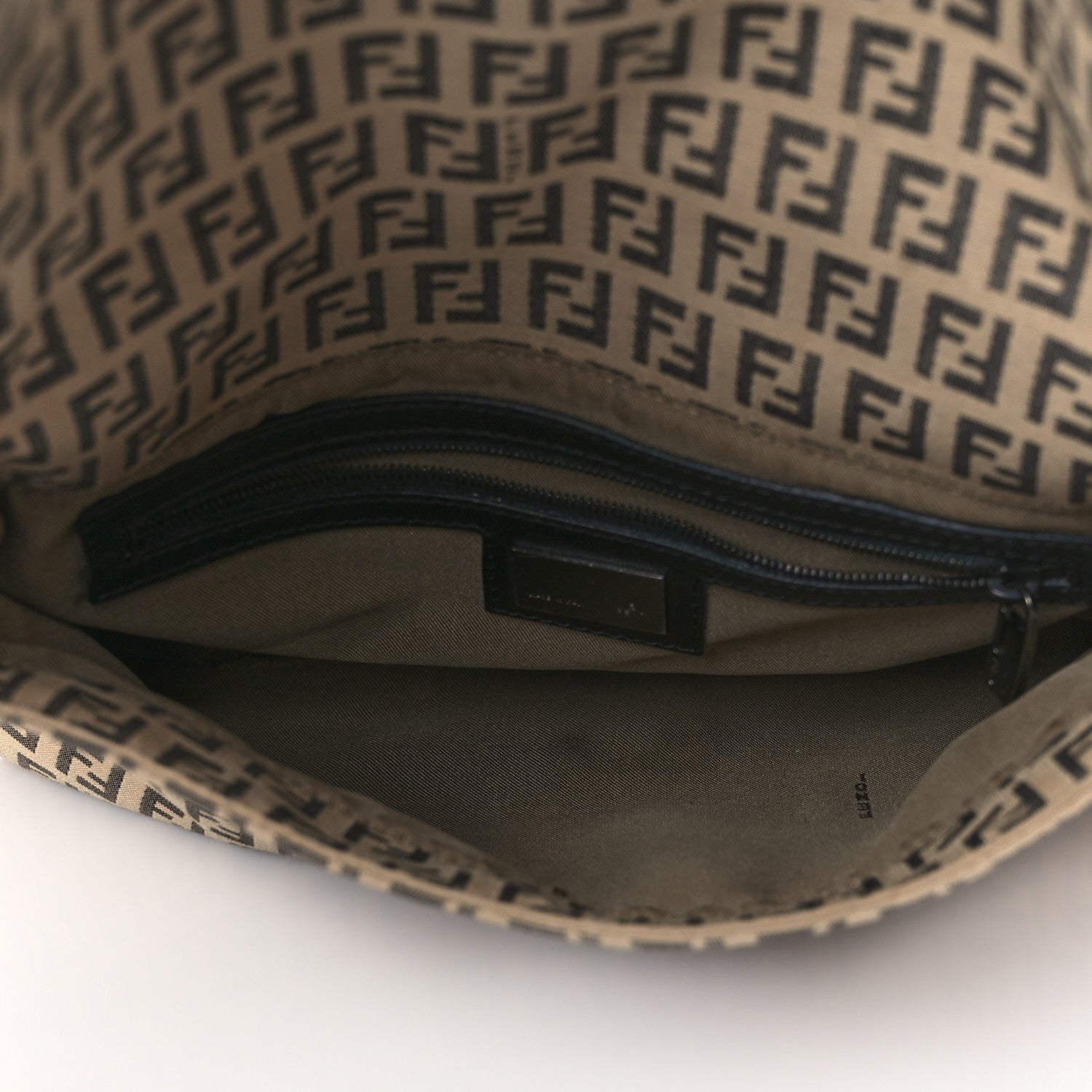Fendi Zucchino Vitello Mama Baguette Beige Black 5 of 10