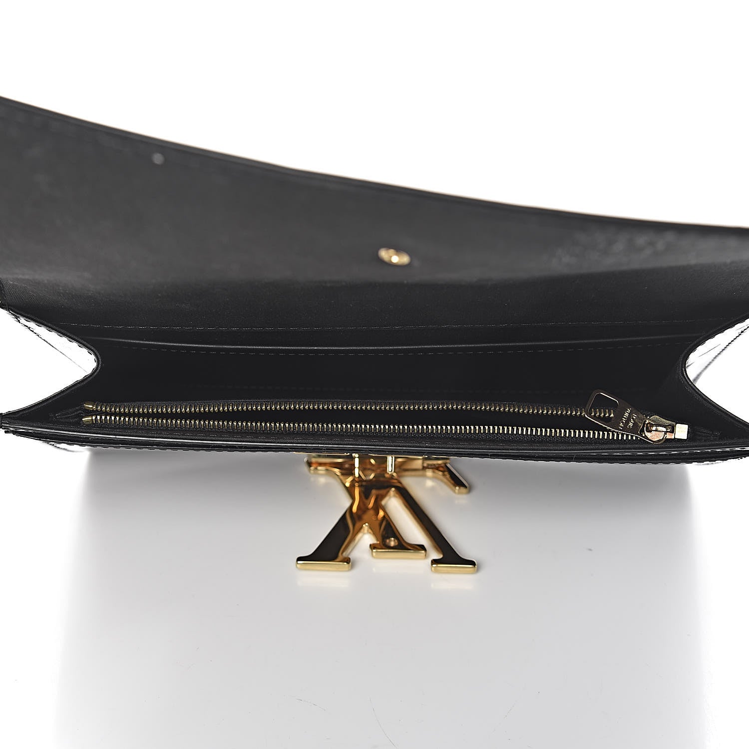 Louis Vuitton Patent Louise Clutch Black 5 of 7