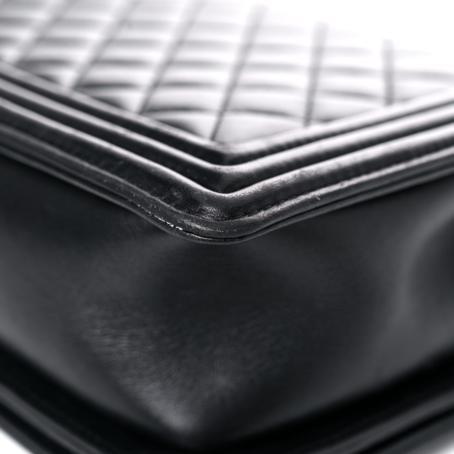 Lambskin Quilted New Medium Boy Flap Black