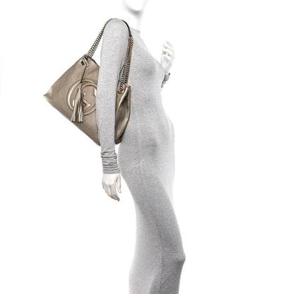 Gucci Metallic Pebbled Calfskin Medium Soho Chain Shoulder Bag Golden Beige 2 of 10