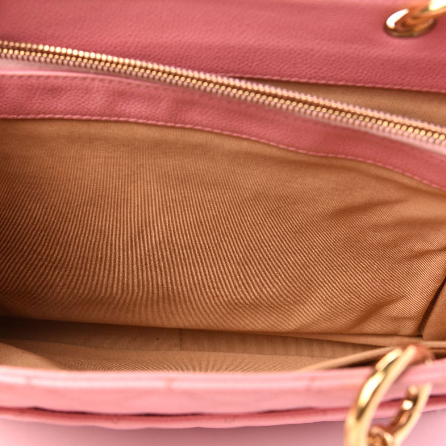 Caviar Quilted Grand Shopping Tote GST Pink