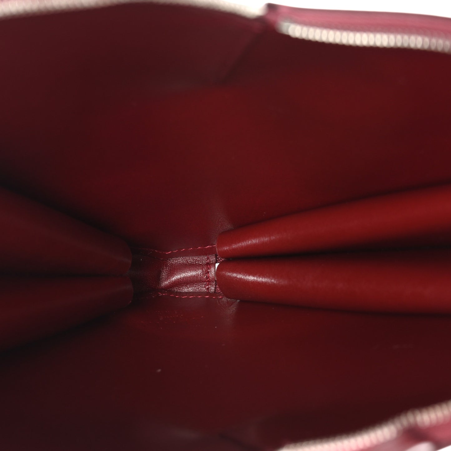 Lux Calfskin Le Coeur Bag Rouge Grenat
