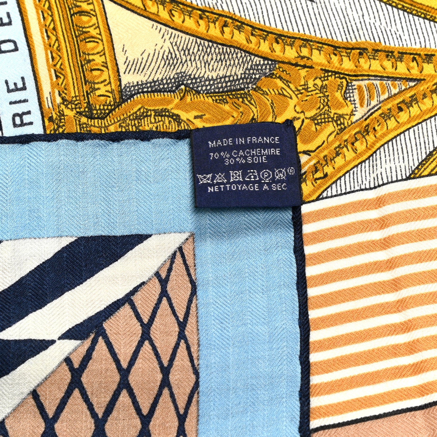 Cashmere Silk Grand Theatre Nouveau Shawl 140 Bleu Gold White