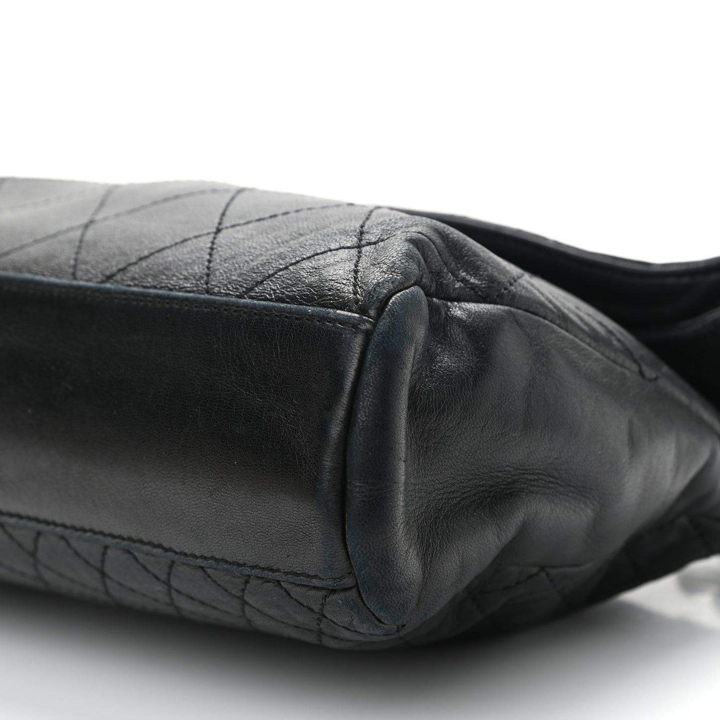 Lambskin Quilted New Lock Flap Black