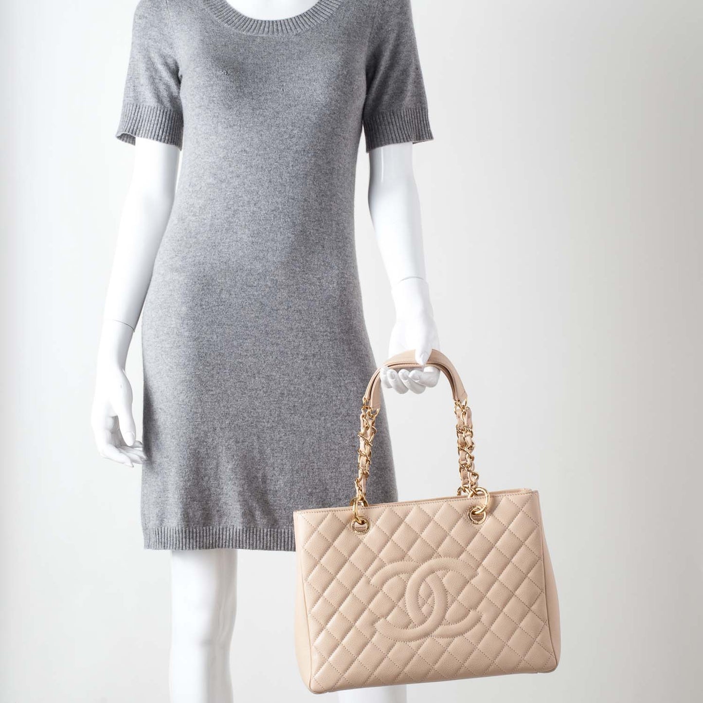 Caviar Grand Shopping Tote GST Beige Clair