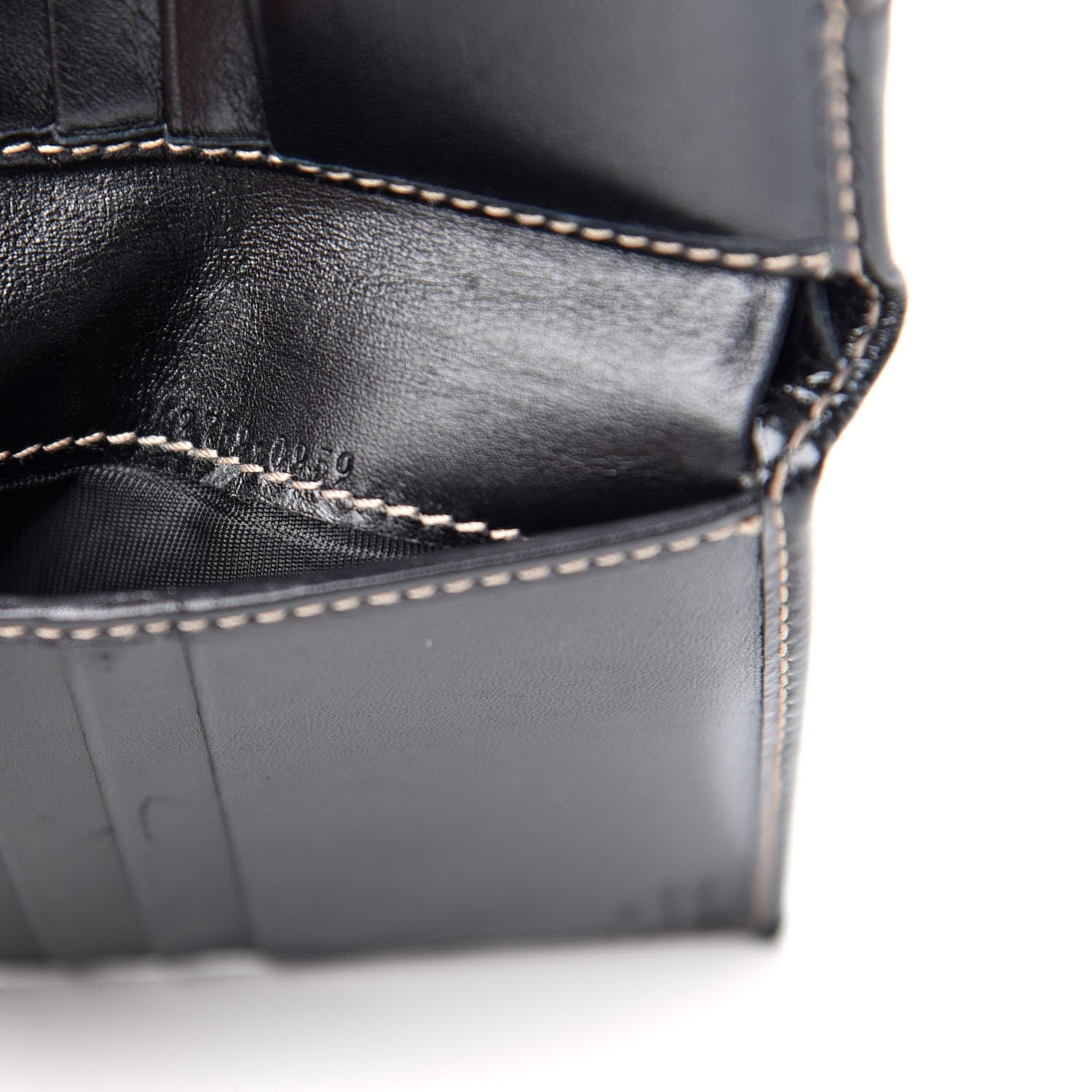 Gucci Patent Calfskin Compact Britt Wallet Black 7 of 7