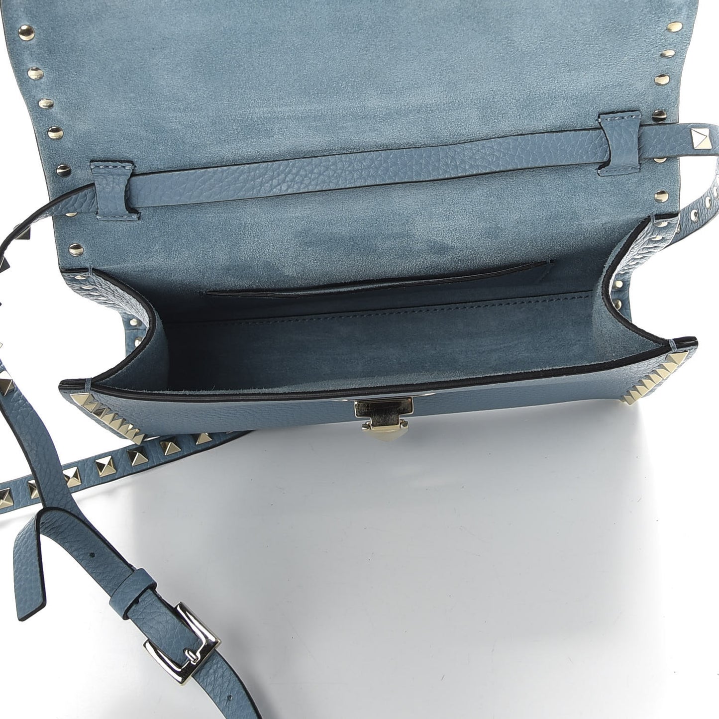 Pebbled Calfskin Medium Rockstud Flip Lock Crossbody Bag Blue