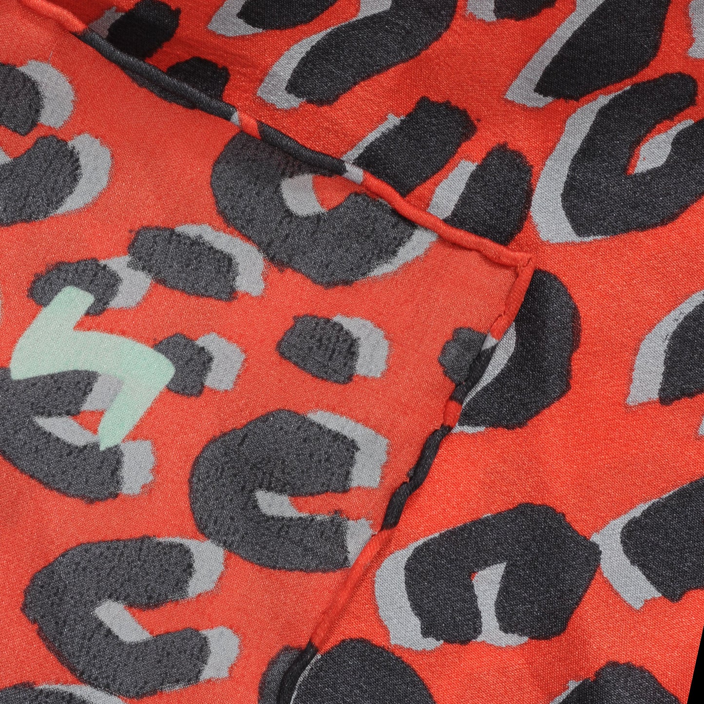 Silk Leopard Scarf Bandana Rouge