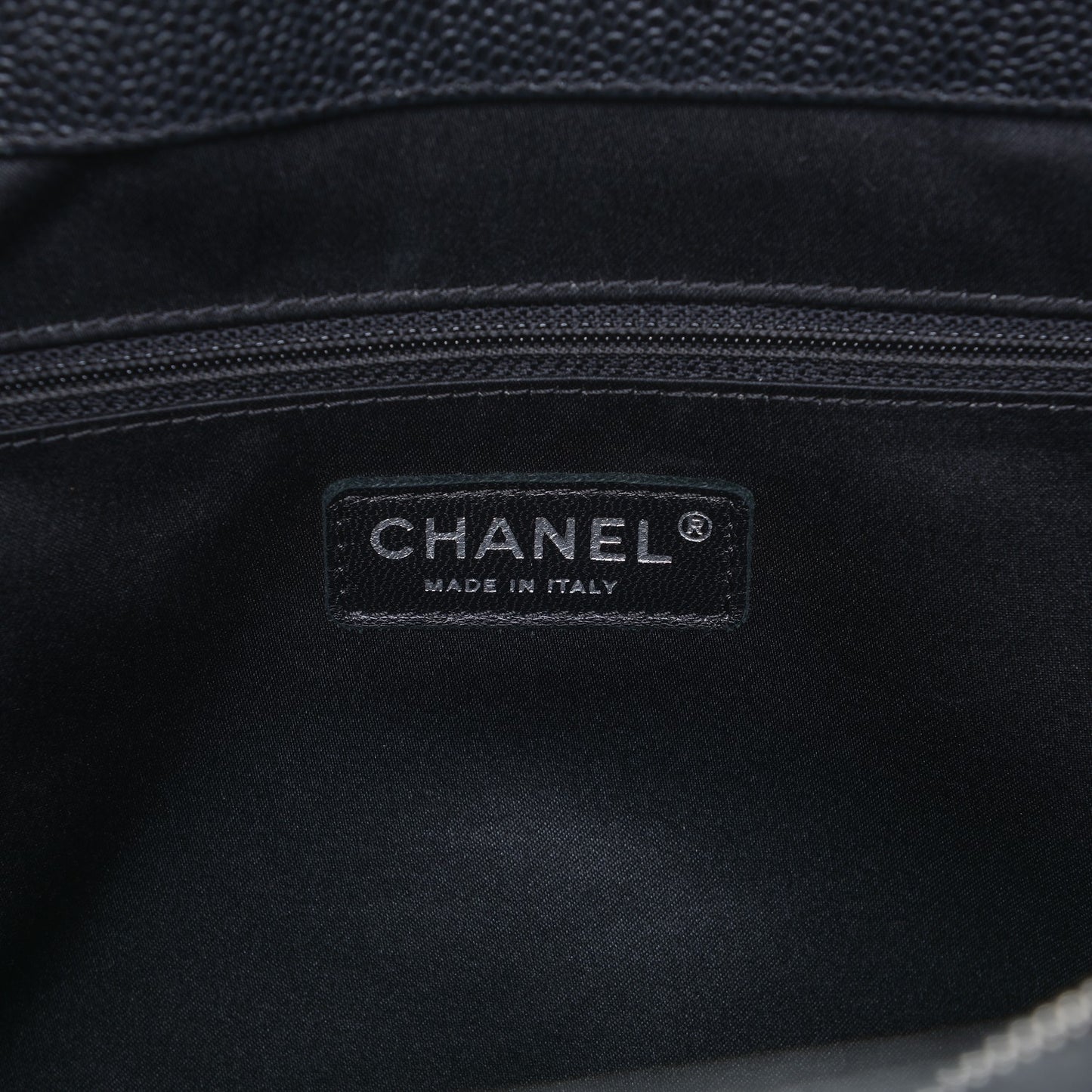 Caviar Quilted XL Grand Shopping Tote GST Black