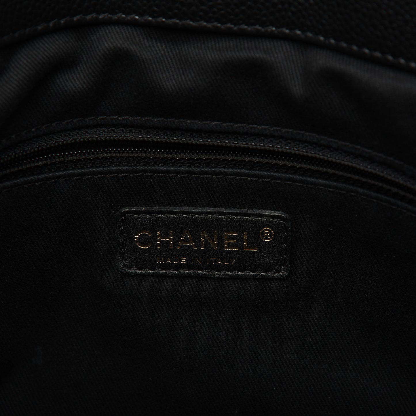 Caviar Quilted CC Timeless Soft Tote Black