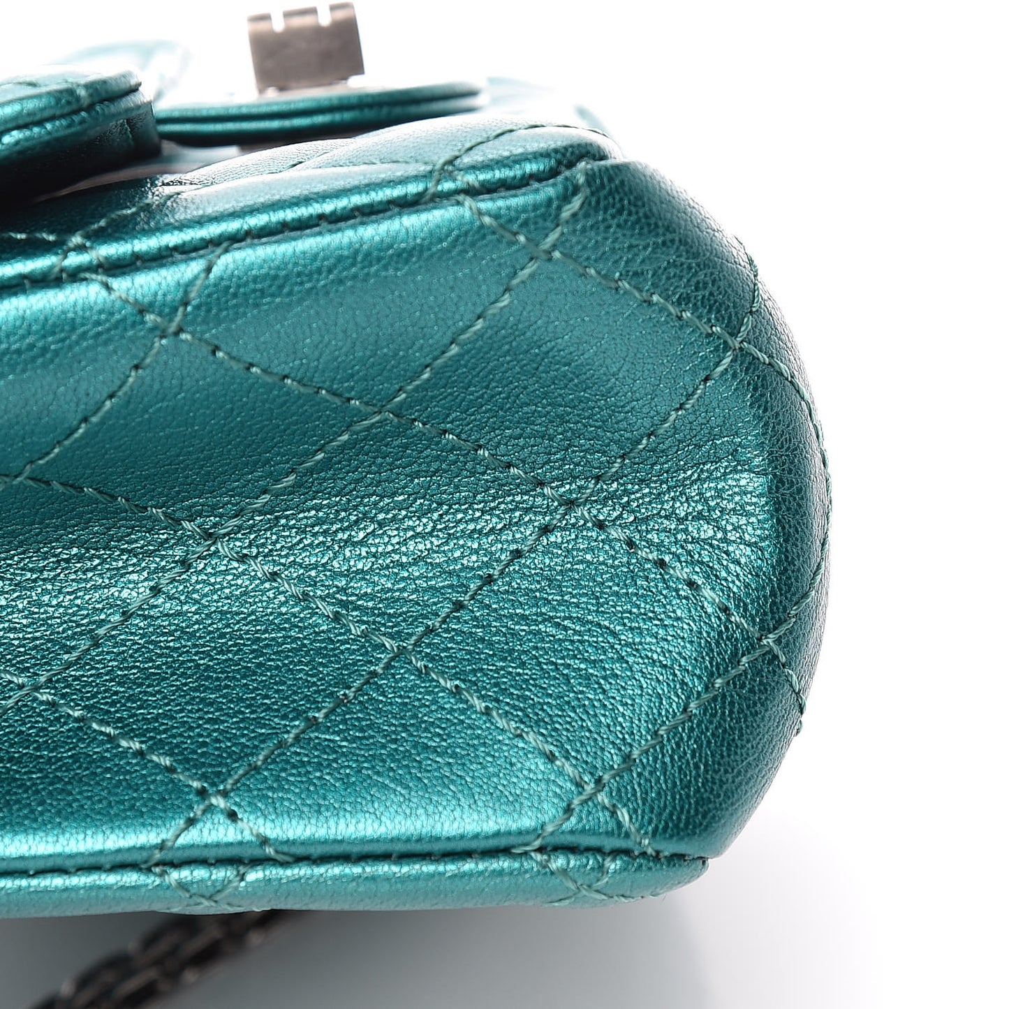 Metallic Sheepskin Quilted 2.55 Reissue Mini Flap Green