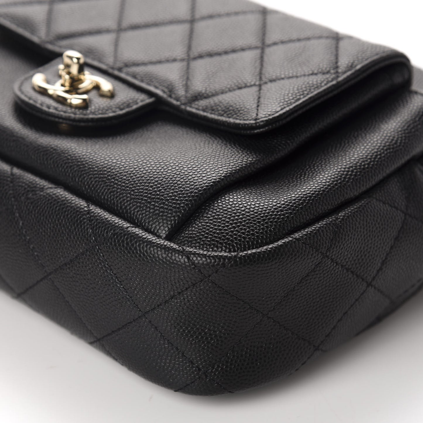 Caviar Quilted CC Day Camera Case Black